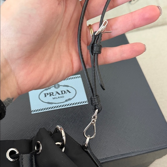 Prada Re-Nylon pouch - Picture 2 of 12
